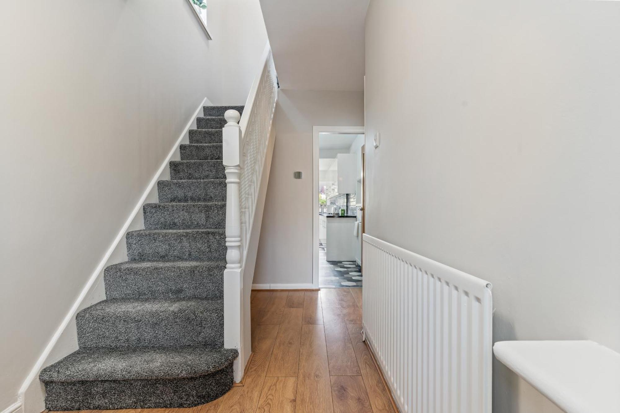 Holiday home Spacious 3 Bedroom House, 6 Beds, Digbeth, Hs2 Phoenix Yard, Smithfield Site, Solihull Jlr, Nec, Arden Cross- Driveway Groups Families Contractors & Free Netflix Arz