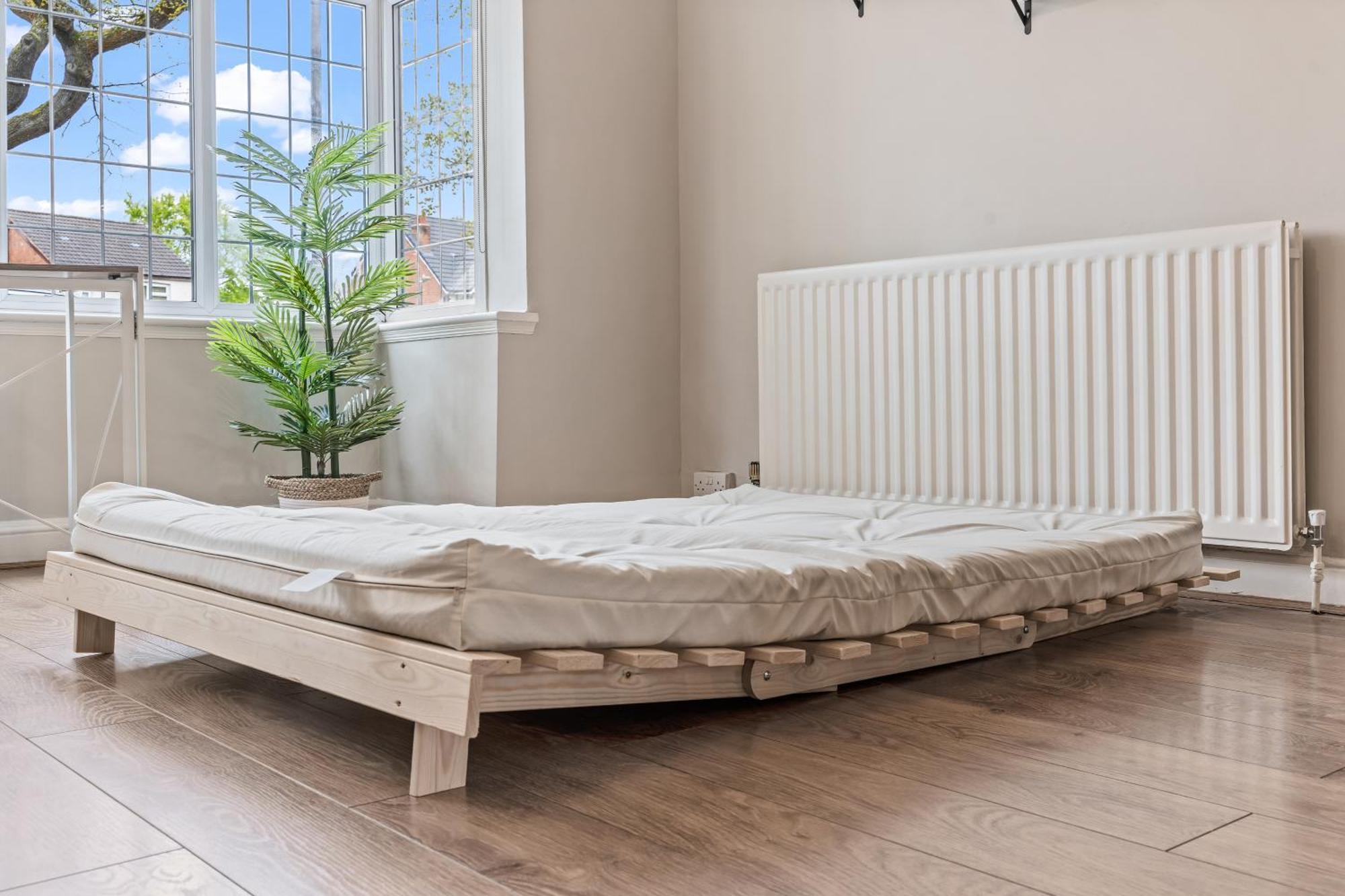 Spacious 3 Bedroom House, 6 Beds, Digbeth, Hs2 Phoenix Yard, Smithfield Site, Solihull Jlr, Nec, Arden Cross- Driveway Groups Families Contractors & Free Netflix Arz