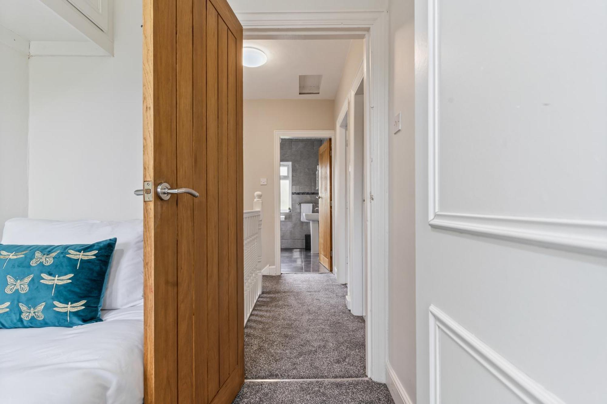 Holiday home Spacious 3 Bedroom House, 6 Beds, Digbeth, Hs2 Phoenix Yard, Smithfield Site, Solihull Jlr, Nec, Arden Cross- Driveway Groups Families Contractors & Free Netflix Arz Birmingham